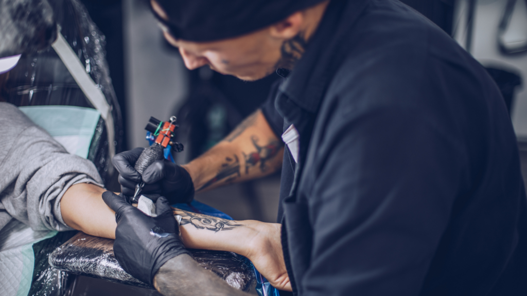 12 Essential Tips for Becoming a Tattoo Artist